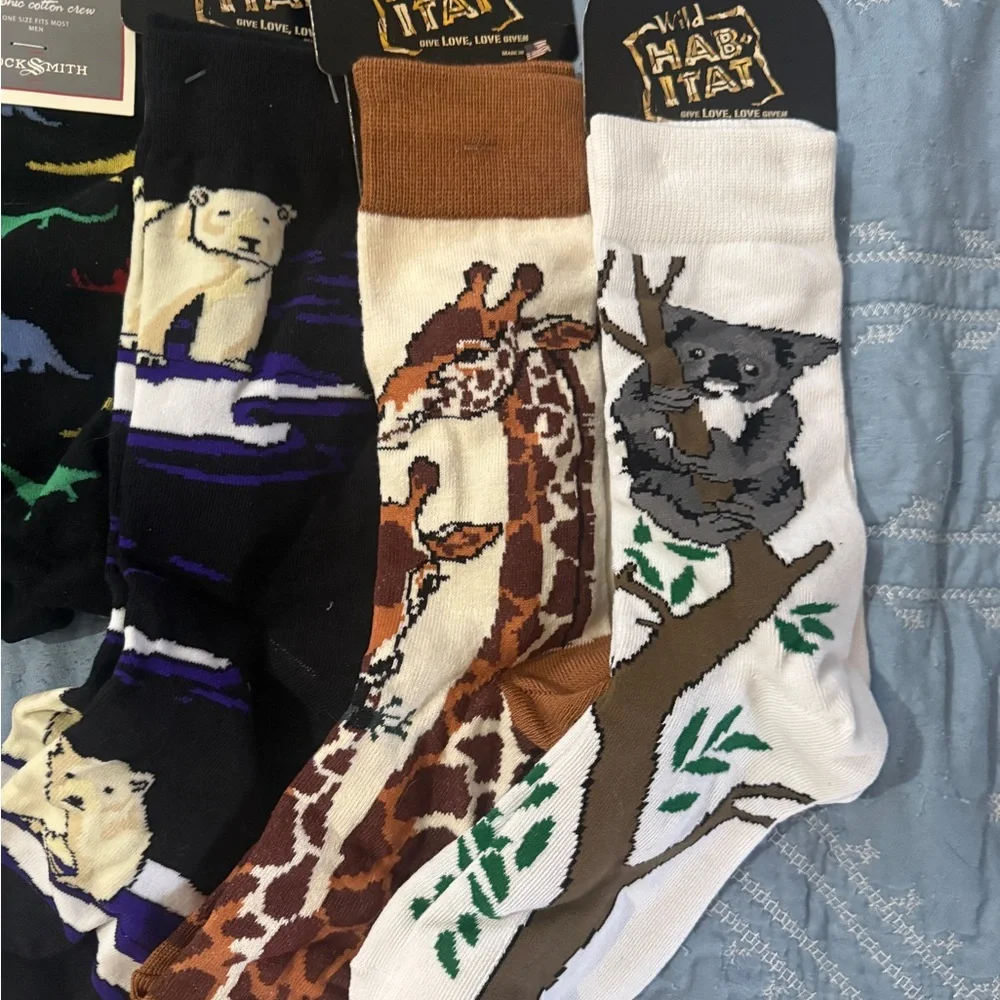 Assorted Fun Men’s Socks - Picture 5 of 5